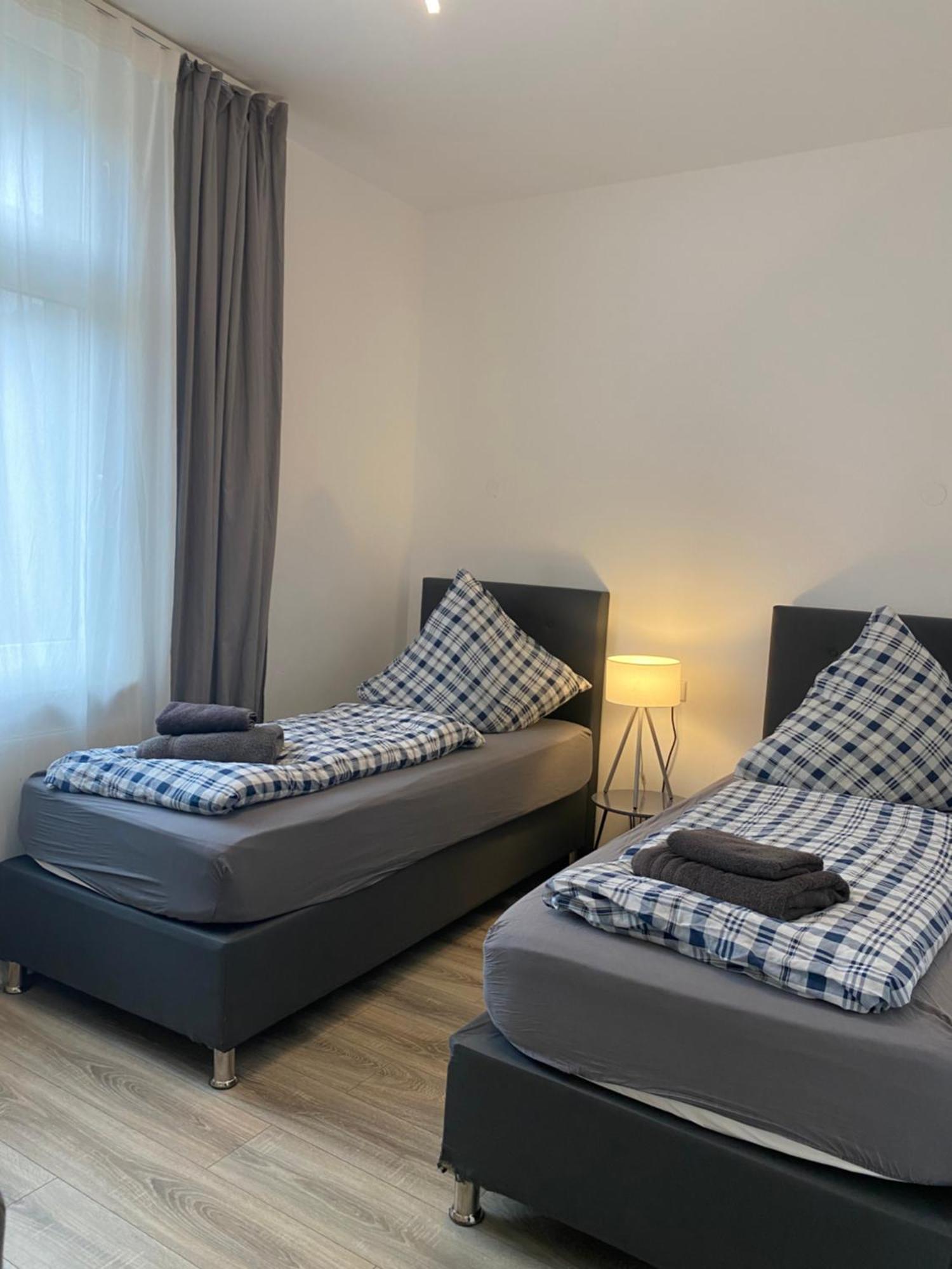 Apartments - Free Parking - Wifi - Kitchen Essen Eksteriør bilde