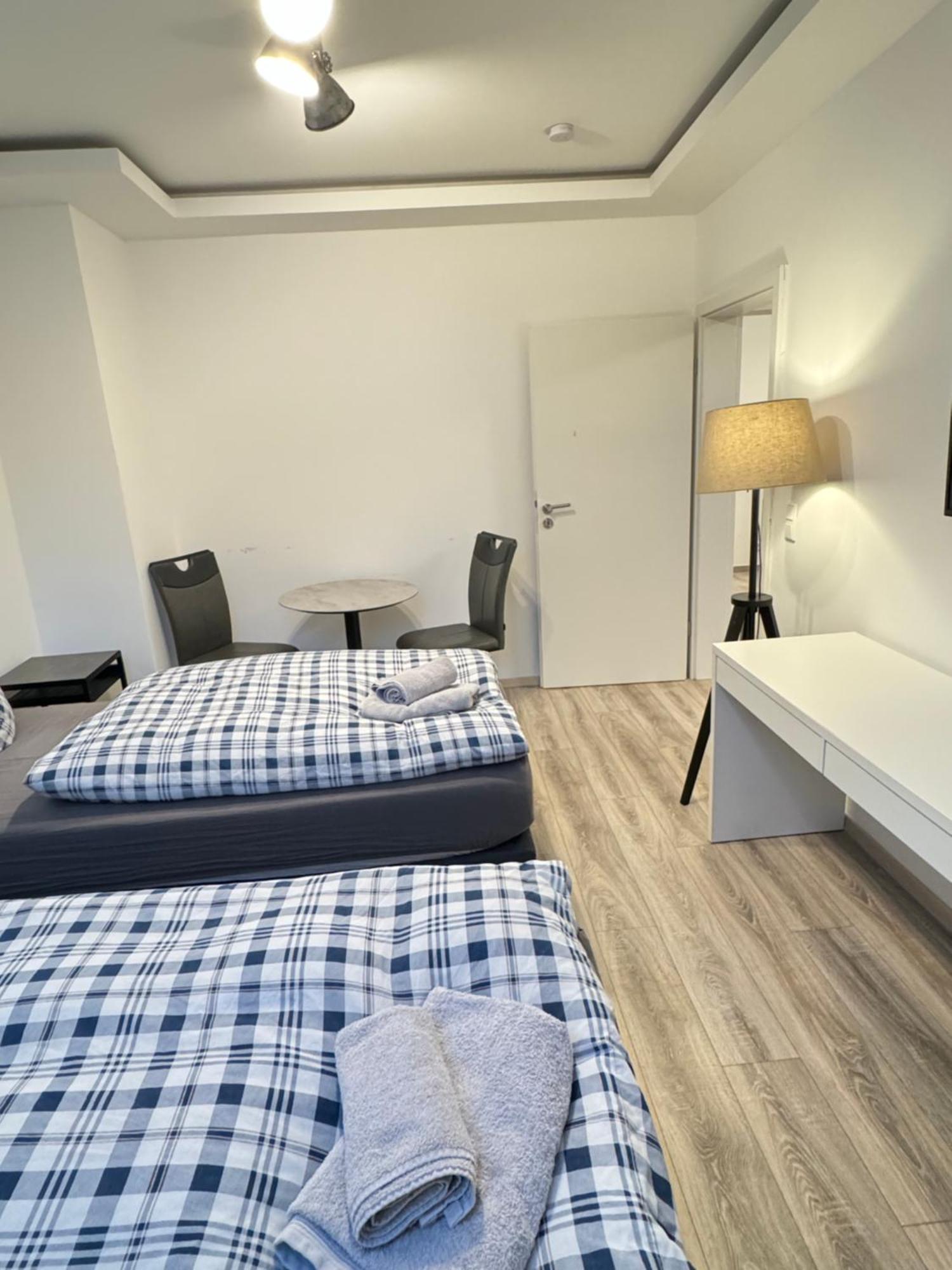 Apartments - Free Parking - Wifi - Kitchen Essen Eksteriør bilde