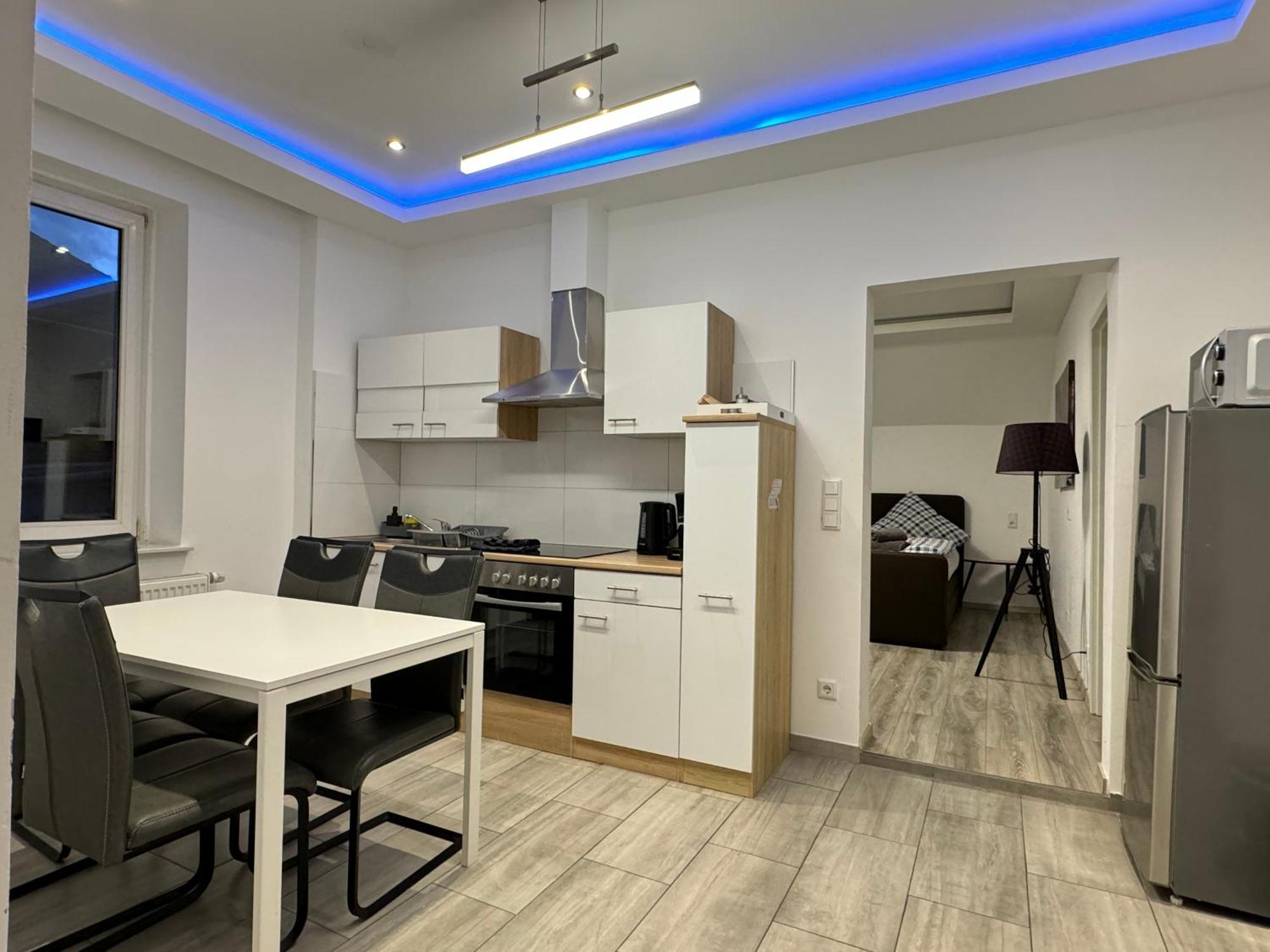 Apartments - Free Parking - Wifi - Kitchen Essen Eksteriør bilde
