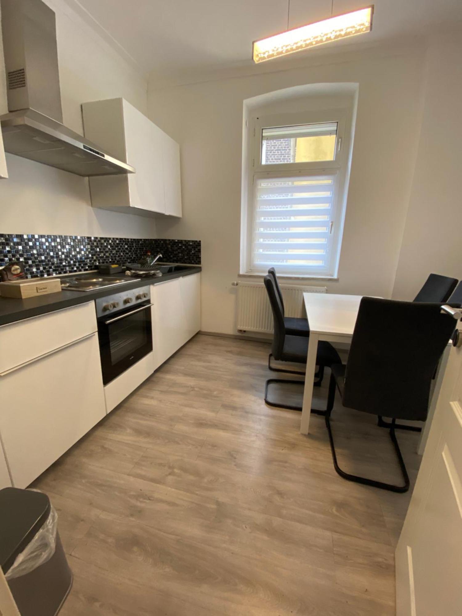 Apartments - Free Parking - Wifi - Kitchen Essen Eksteriør bilde