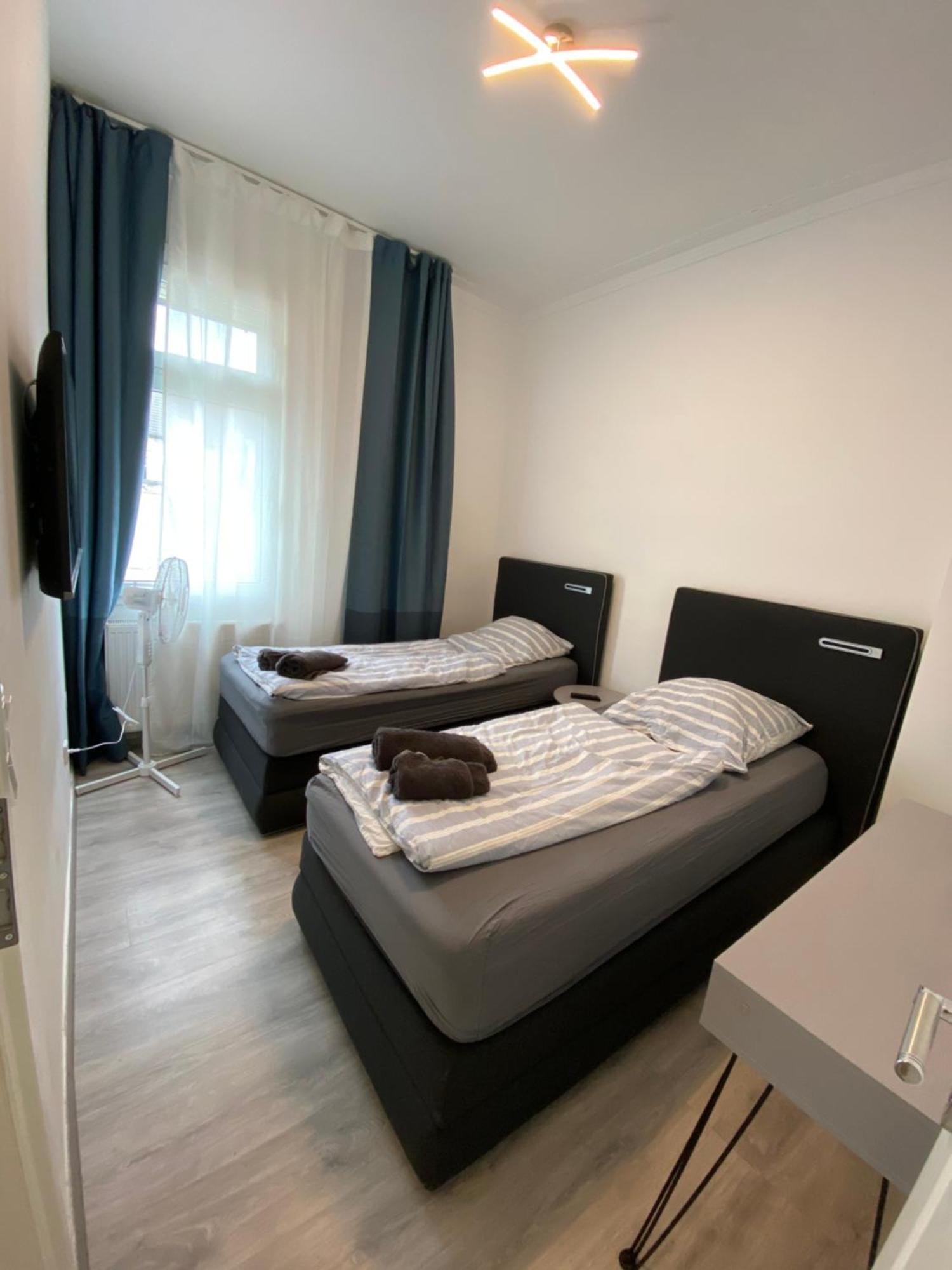 Apartments - Free Parking - Wifi - Kitchen Essen Eksteriør bilde